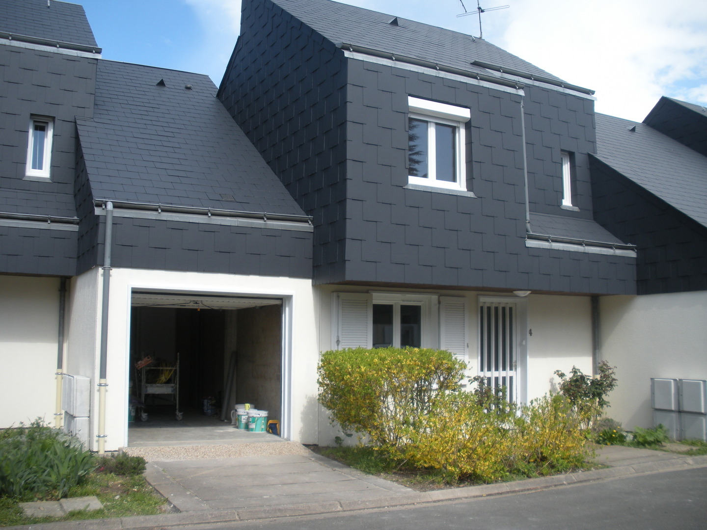 72_La Fleche_Allée de Genets.jpg